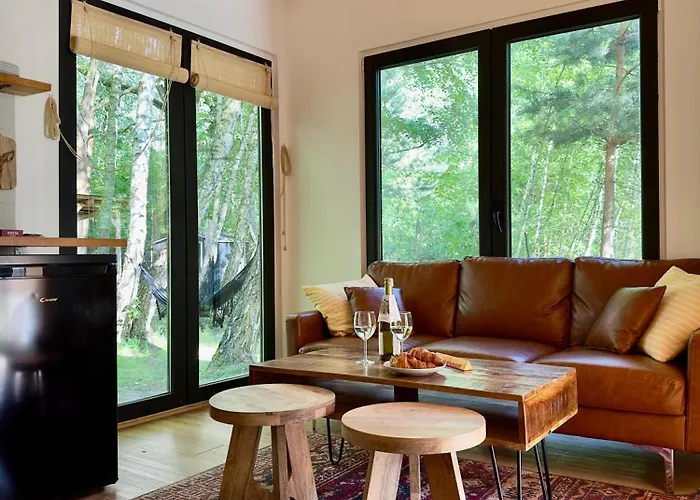 Nad Zegrzem Z Prywatnym Jacuzzi Сasa de vacaciones