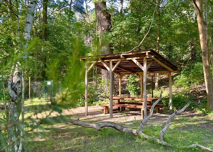 Nad Zegrzem Z Prywatnym Jacuzzi Сasa de vacaciones *