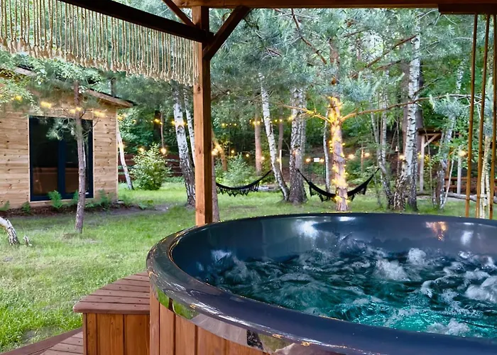 Nad Zegrzem Z Prywatnym Jacuzzi Сasa de vacaciones Arciechow