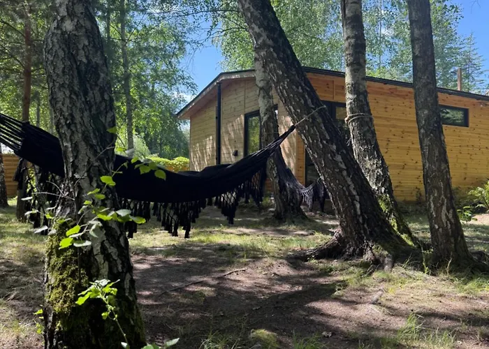 Nad Zegrzem Z Prywatnym Jacuzzi Сasa de vacaciones